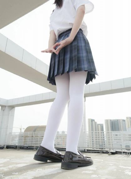 精东影业之美艳人妻_1080最新电影在线观看